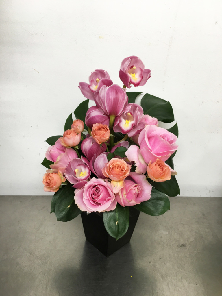 シックdeピンクなアレンジメント (H40)