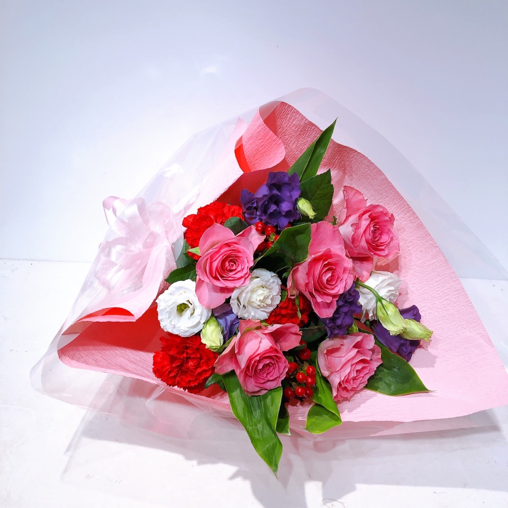 紫ピンク白赤のカラフル花束