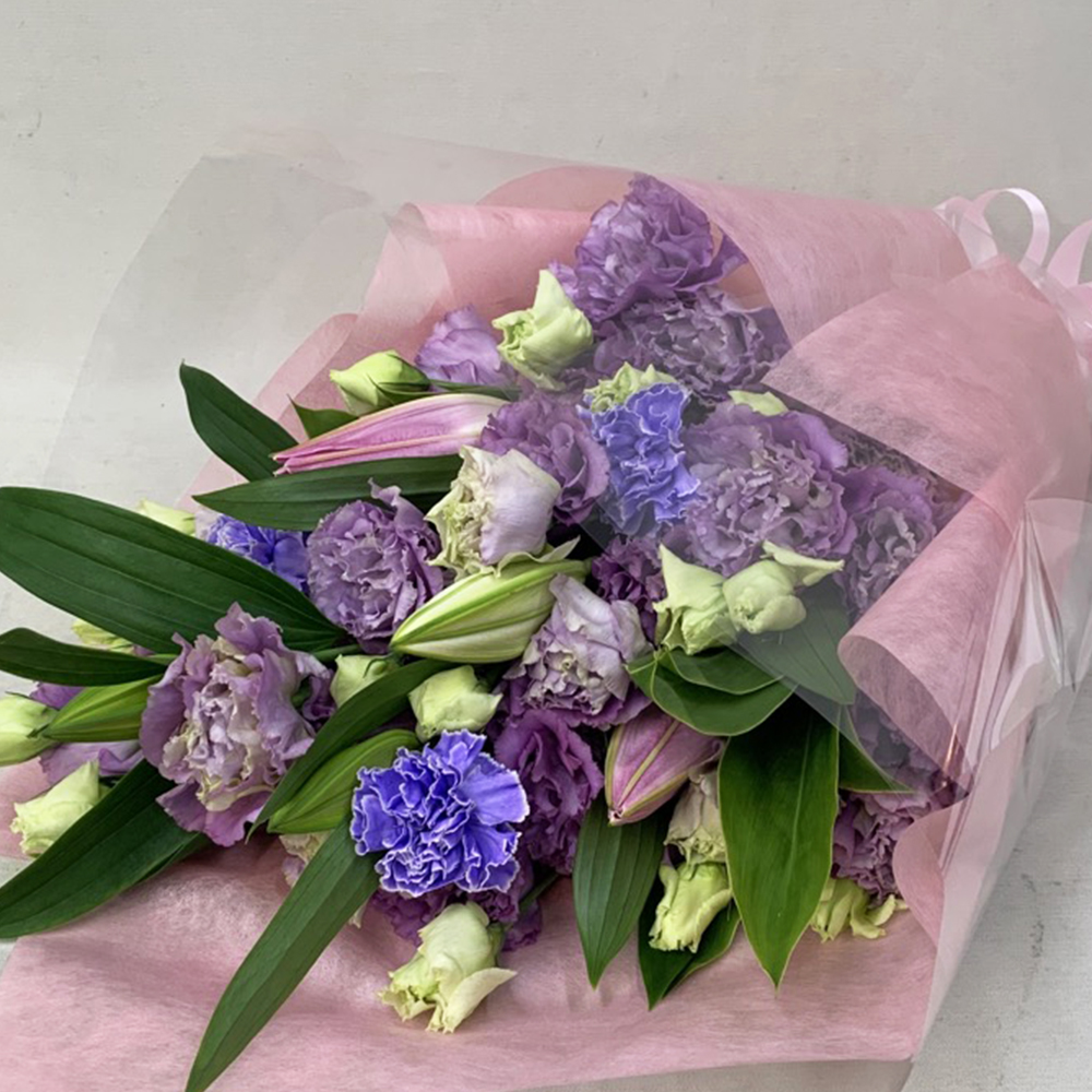 パープル系ユリとトルコキキョウの花束(LサイズH65)